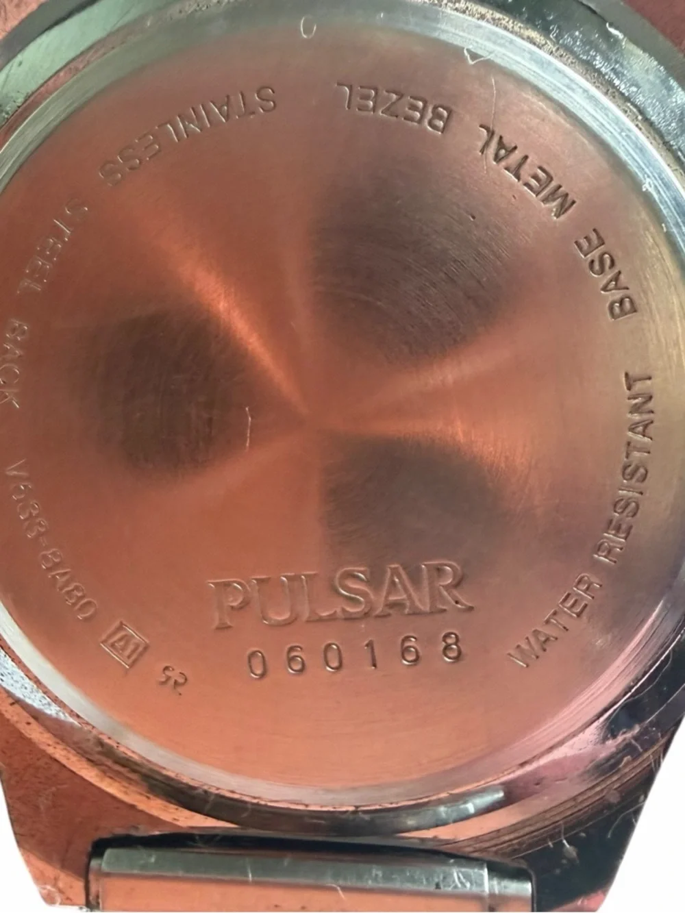 Vintage Pulsar Quartz Watch Day Date Silver Tone Stretch Band Needs Battery